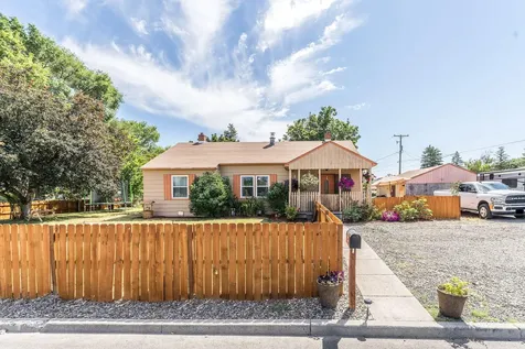 208 SE Garner Street Prineville OR 97754