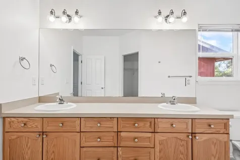 61185 Larkspur Loop Bend OR 97702