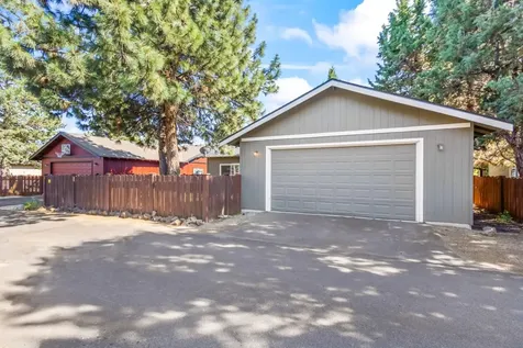 61185 Larkspur Loop Bend OR 97702