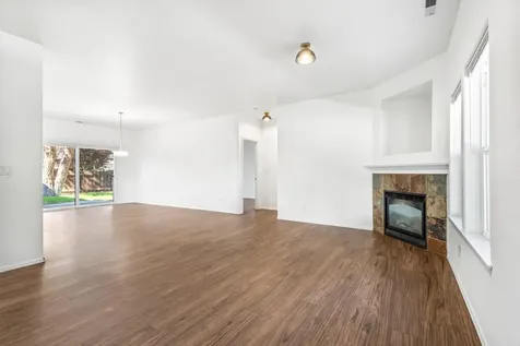 61185 Larkspur Loop Bend OR 97702