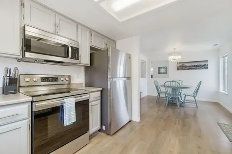 8094 Penny Lane White City OR 97503