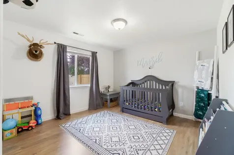 8094 Penny Lane White City OR 97503
