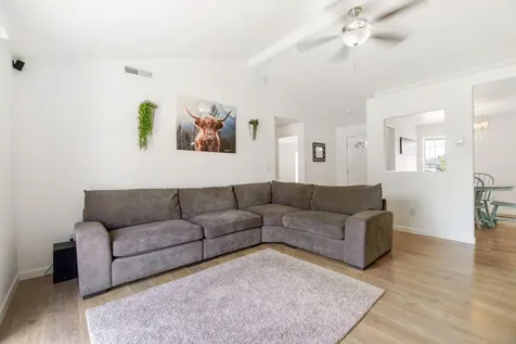 8094 Penny Lane White City OR 97503