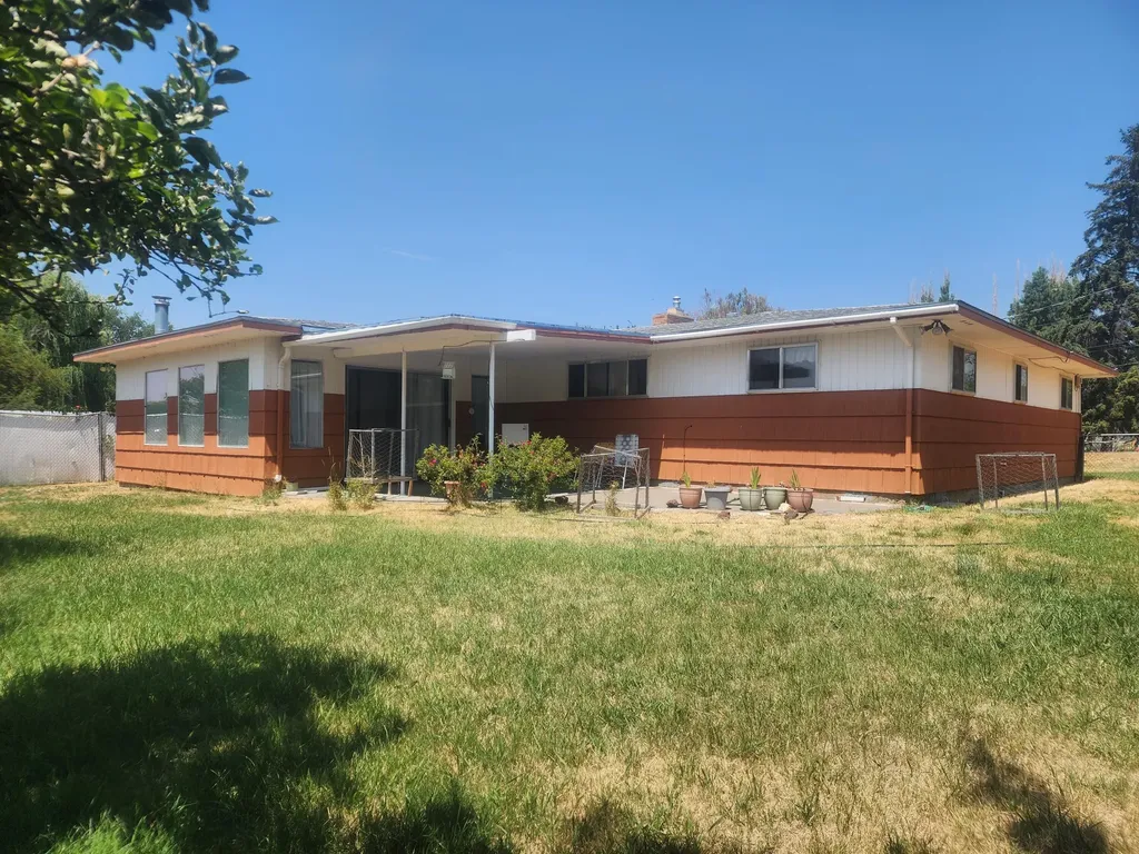 4030 Bristol Avenue Klamath Falls OR 97603