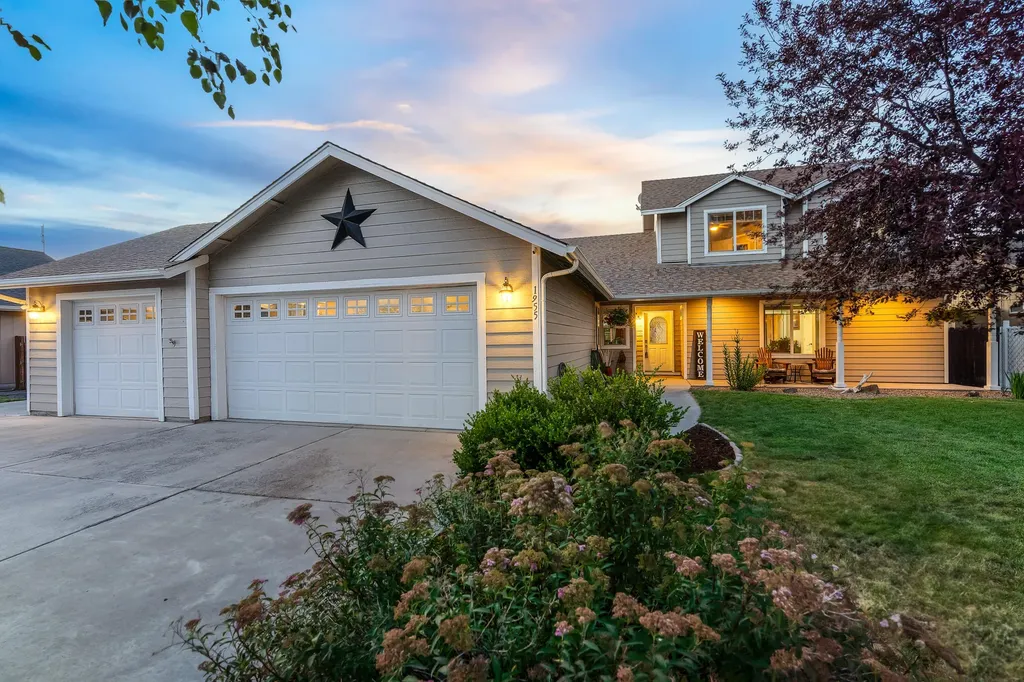 1955 NW Maple Place Redmond OR 97756