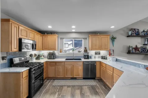 1955 NW Maple Place Redmond OR 97756