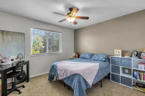 1955 NW Maple Place Redmond OR 97756