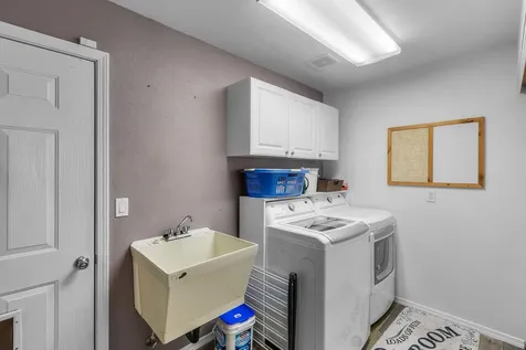 1955 NW Maple Place Redmond OR 97756