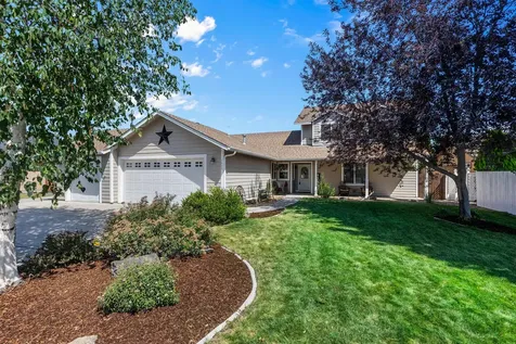 1955 NW Maple Place Redmond OR 97756