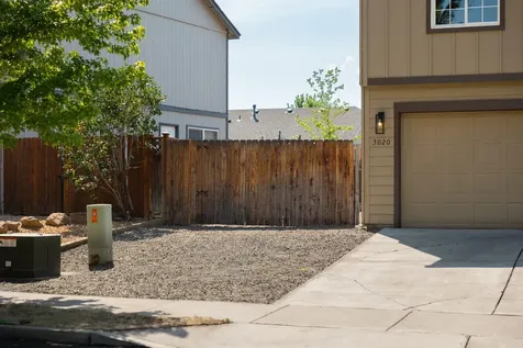 3020 SW Deschutes Drive Redmond OR 97756