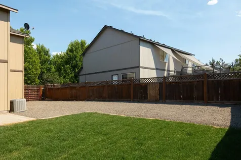 3020 SW Deschutes Drive Redmond OR 97756