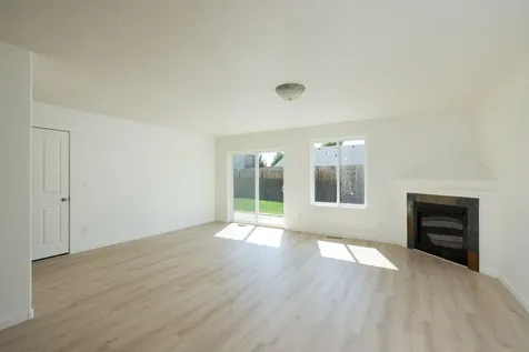 3020 SW Deschutes Drive Redmond OR 97756