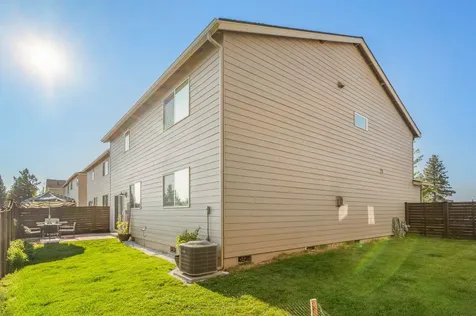 20595 SE Cameron Avenue Bend OR 97702