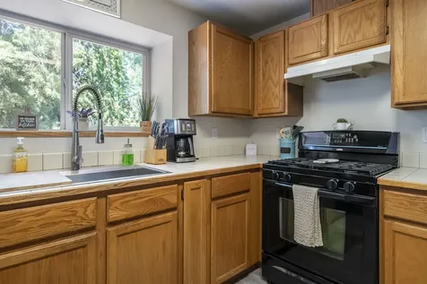 3178 NE Manchester Avenue Bend OR 97701