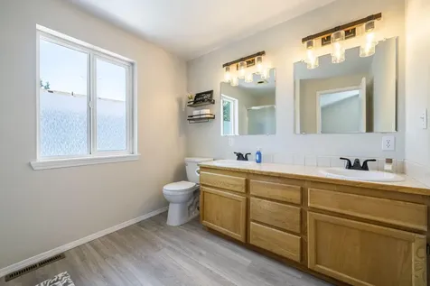 3178 NE Manchester Avenue Bend OR 97701