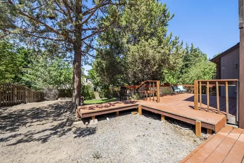 3178 NE Manchester Avenue Bend OR 97701