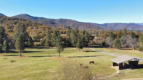 5388 Kane Creek Road Central Point OR 97502