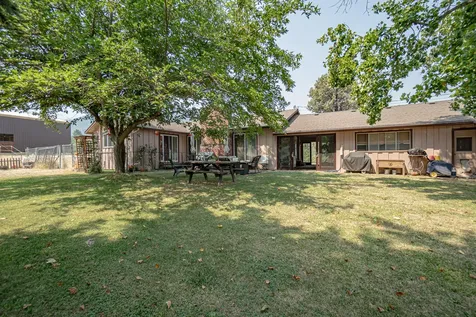 5388 Kane Creek Road Central Point OR 97502