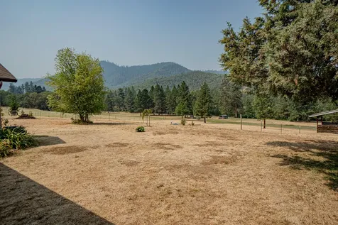 5388 Kane Creek Road Central Point OR 97502