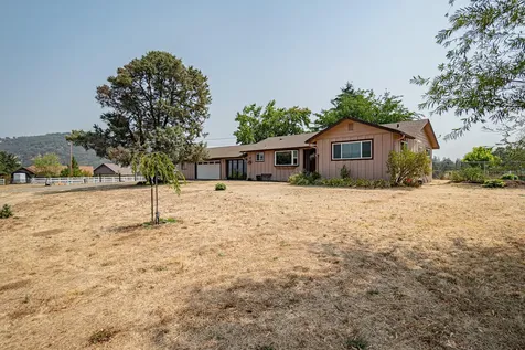 5388 Kane Creek Road Central Point OR 97502