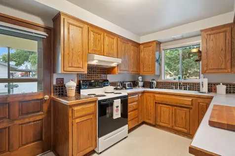 4337 Lombard Drive Klamath Falls OR 97603