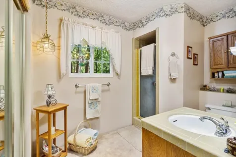 660 Catalpa Drive Grants Pass OR 97526
