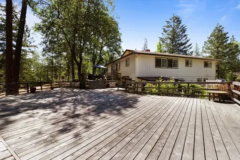 660 Catalpa Drive Grants Pass OR 97526