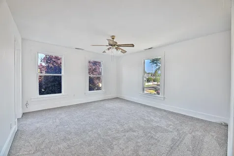 402 Newtown Street Medford OR 97501