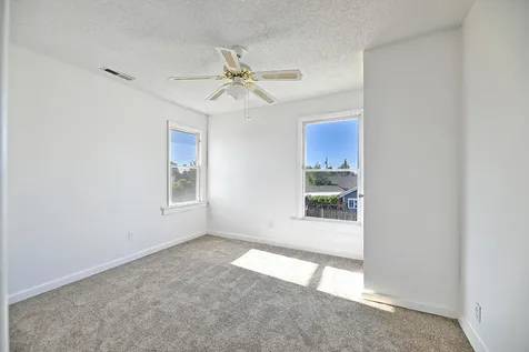 402 Newtown Street Medford OR 97501