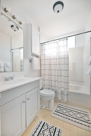 402 Newtown Street Medford OR 97501