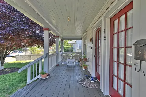 402 Newtown Street Medford OR 97501