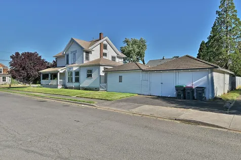 402 Newtown Street Medford OR 97501
