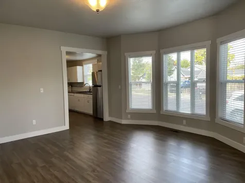 402 Newtown Street Medford OR 97501