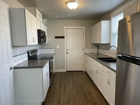402 Newtown Street Medford OR 97501