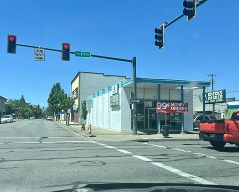 412 SE 7th Street Grants Pass OR 97526