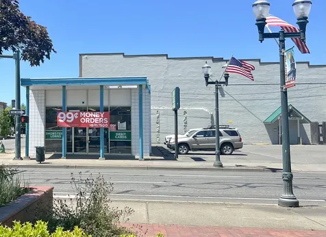 412 SE 7th Street Grants Pass OR 97526