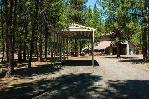 14838 Curlleaf La Pine OR 97739