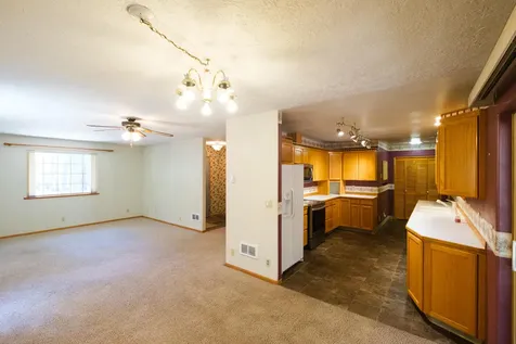 14838 Curlleaf La Pine OR 97739