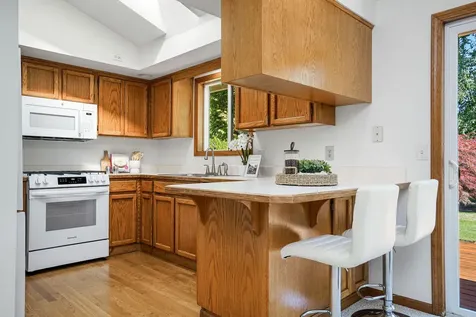 4928 Indiana Avenue NE Salem OR 97305