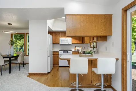 4928 Indiana Avenue NE Salem OR 97305