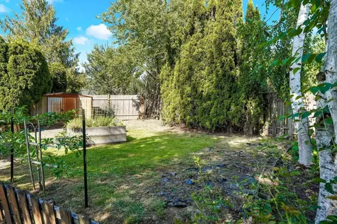 4928 Indiana Avenue NE Salem OR 97305