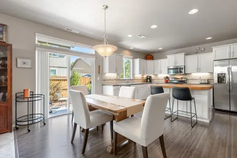 604 SE Glengarry Place Bend OR 97702