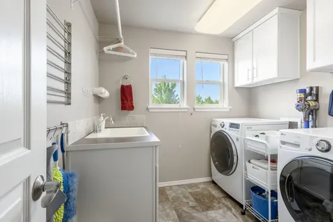 604 SE Glengarry Place Bend OR 97702