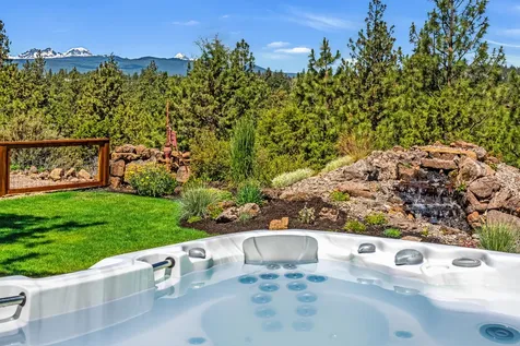 61644 Summer Shade Drive Bend OR 97702