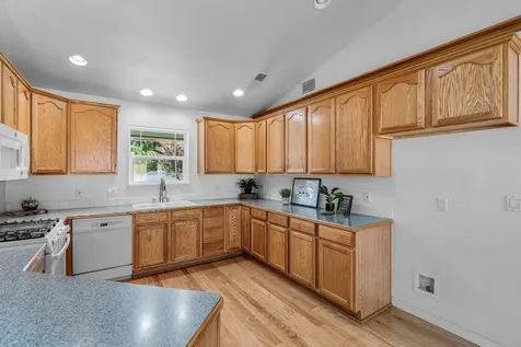 19846 Ponderosa Street Bend OR 97702