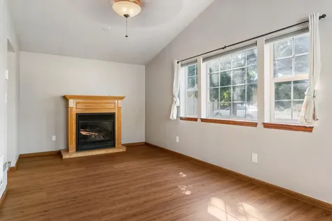 2031 SW 28th Court Redmond OR 97756