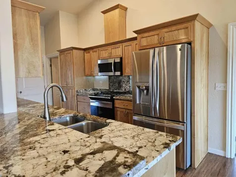 214 Barton Road Eagle Point OR 97524