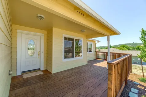 214 Barton Road Eagle Point OR 97524