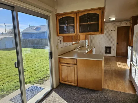 1730 Roberts Road Medford OR 97504