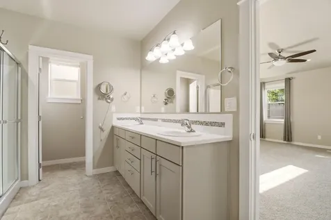 4646 SW Umatilla Avenue Redmond OR 97756
